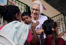 Photo of Trailblazing women win top UNHCR award for life-changing work