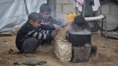 Photo of Gazans ‘in terror’ after another night of deadly strikes and siege