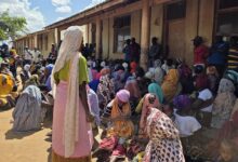 Photo of Мозамбик: десятки тысяч людей бегут из-за возобновившихся боевых действий